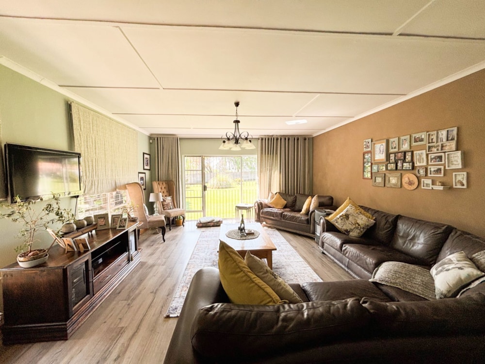 House for sale in Harrismith - 1BTH1716810