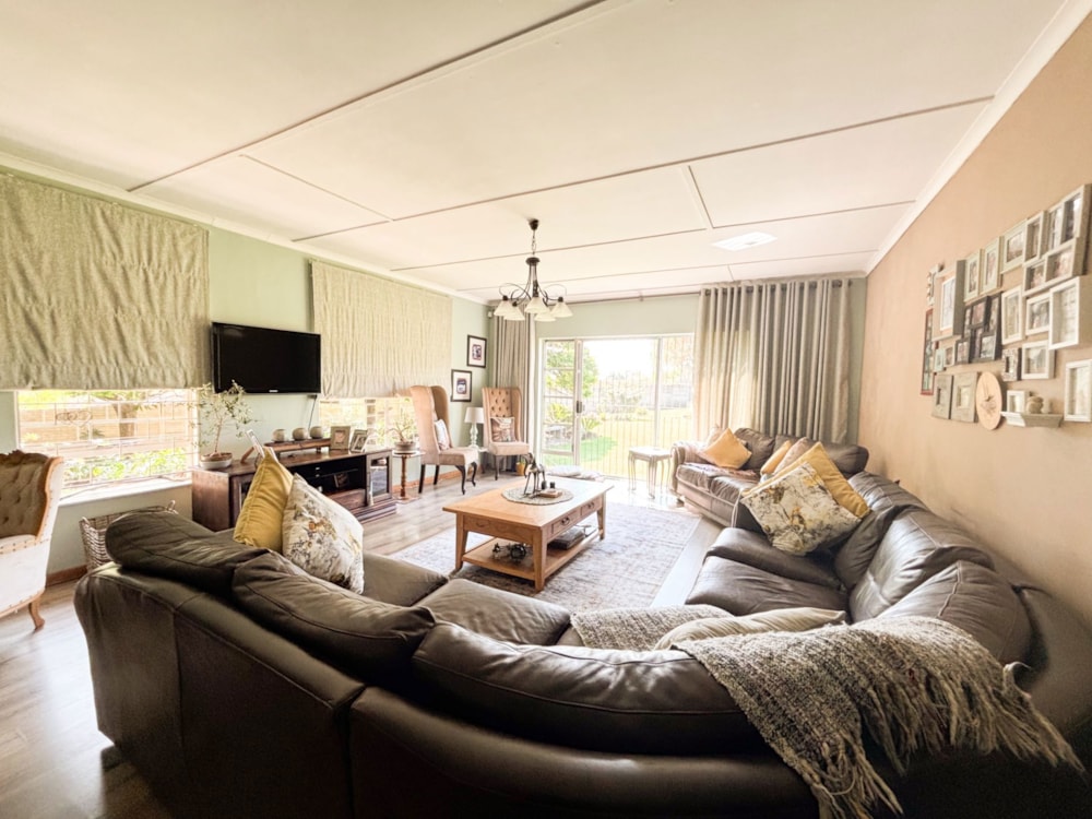 House for sale in Harrismith - 1BTH1716810