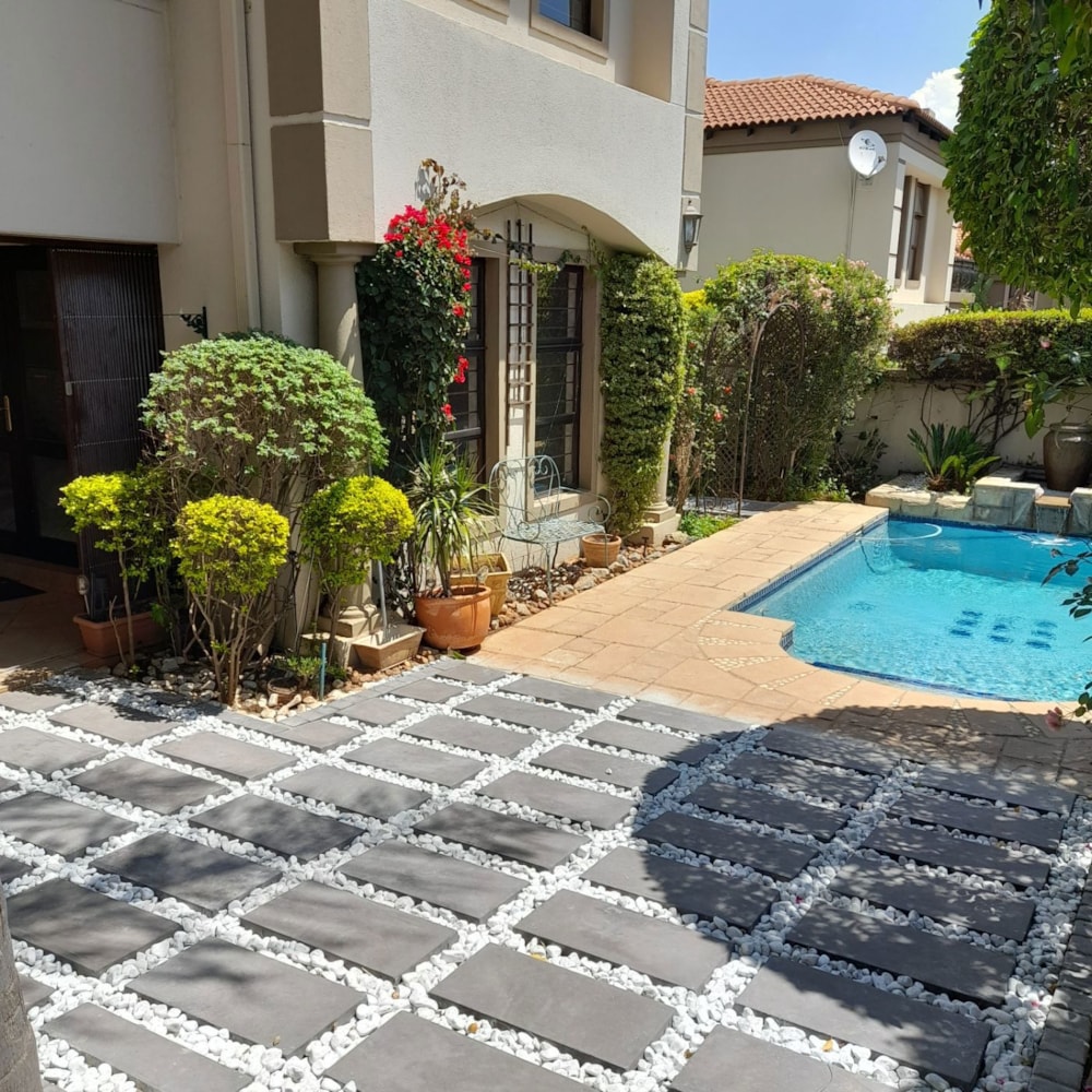 House to rent in Douglasdale - FYL1718127 House to rent in Douglasdale - FYL1718127