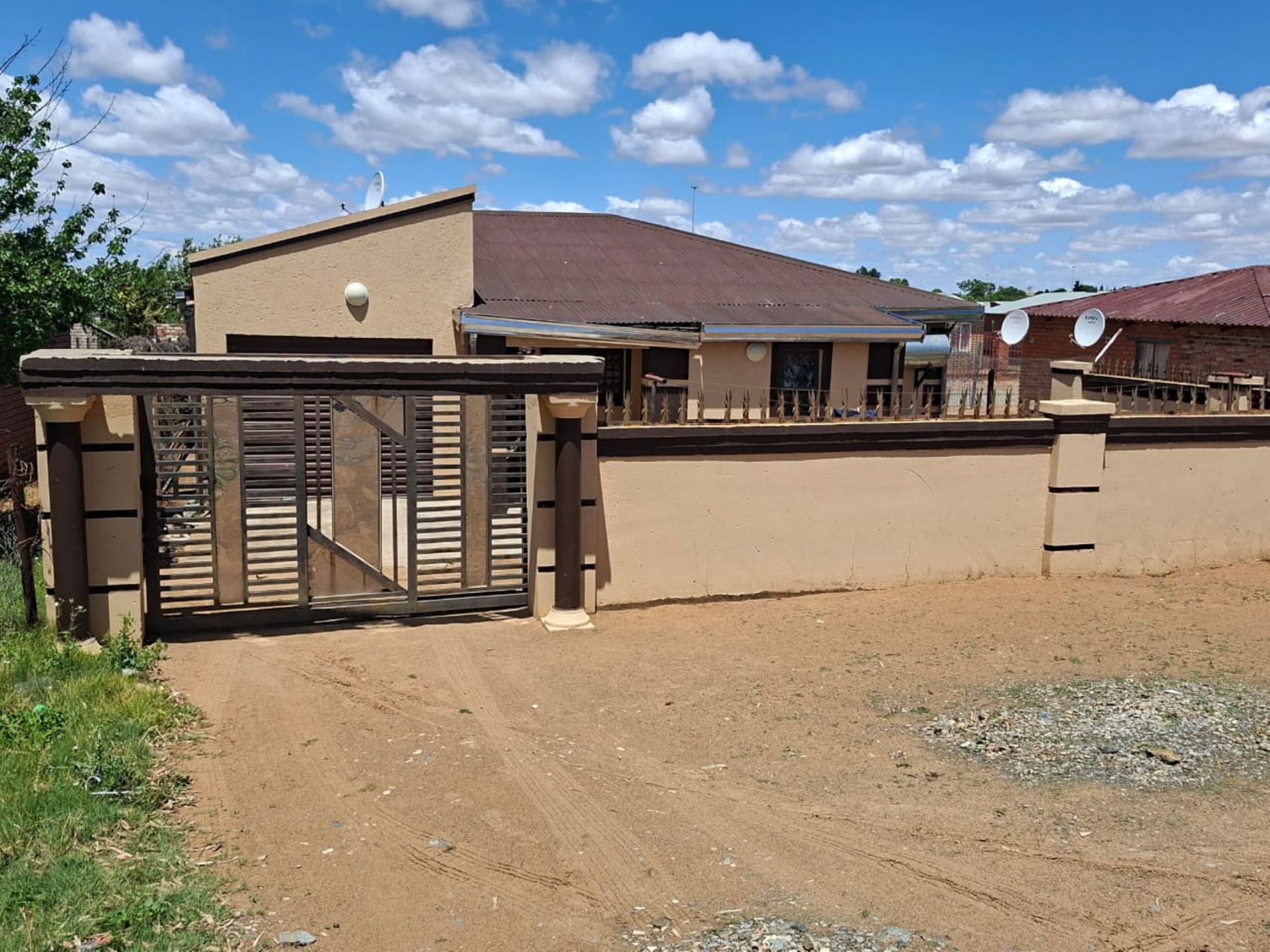 House for sale in Bronville - 1WM1671112