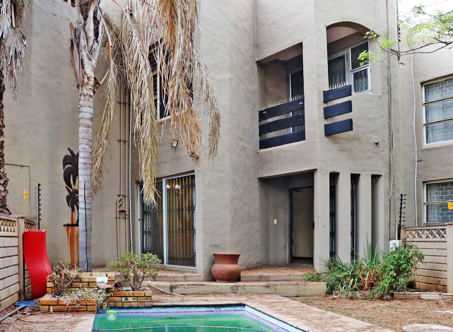 Townhouse for sale in Three Rivers Proper - 1VT1677344