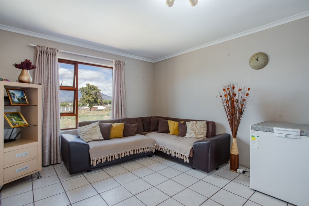 Apartment for sale in Paarl - TK1718096 Apartment for sale in Paarl - TK1718096