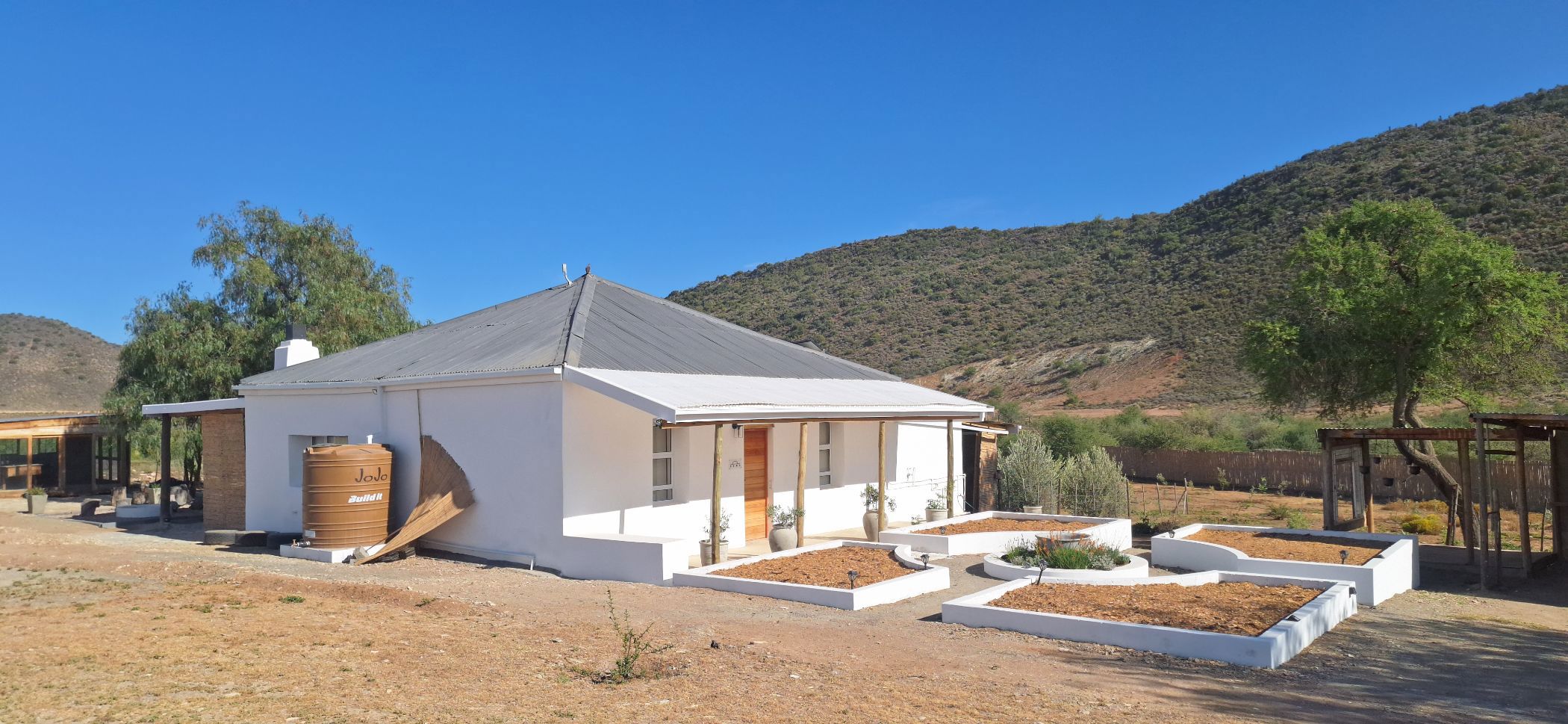 Smallholding sold in Oudtshoorn Rural - 1OU1683848
