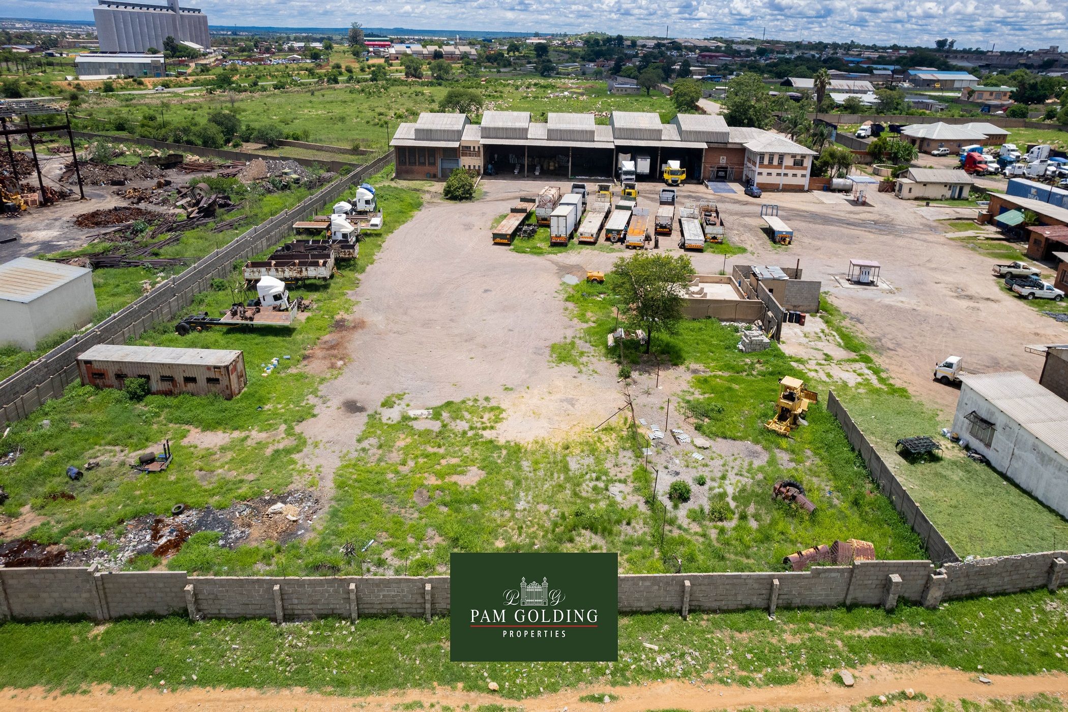 Commercial industrial property for sale in Bulawayo, Zimbabwe - 3ZB1684548