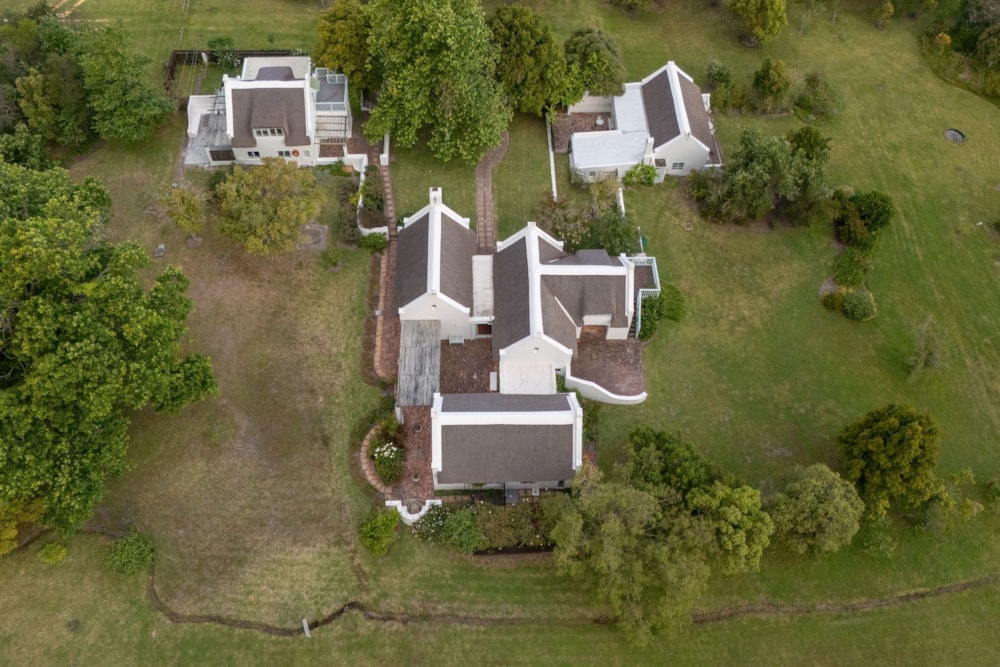 Fynbos farm for sale in Hermanus Rural - HF1699799