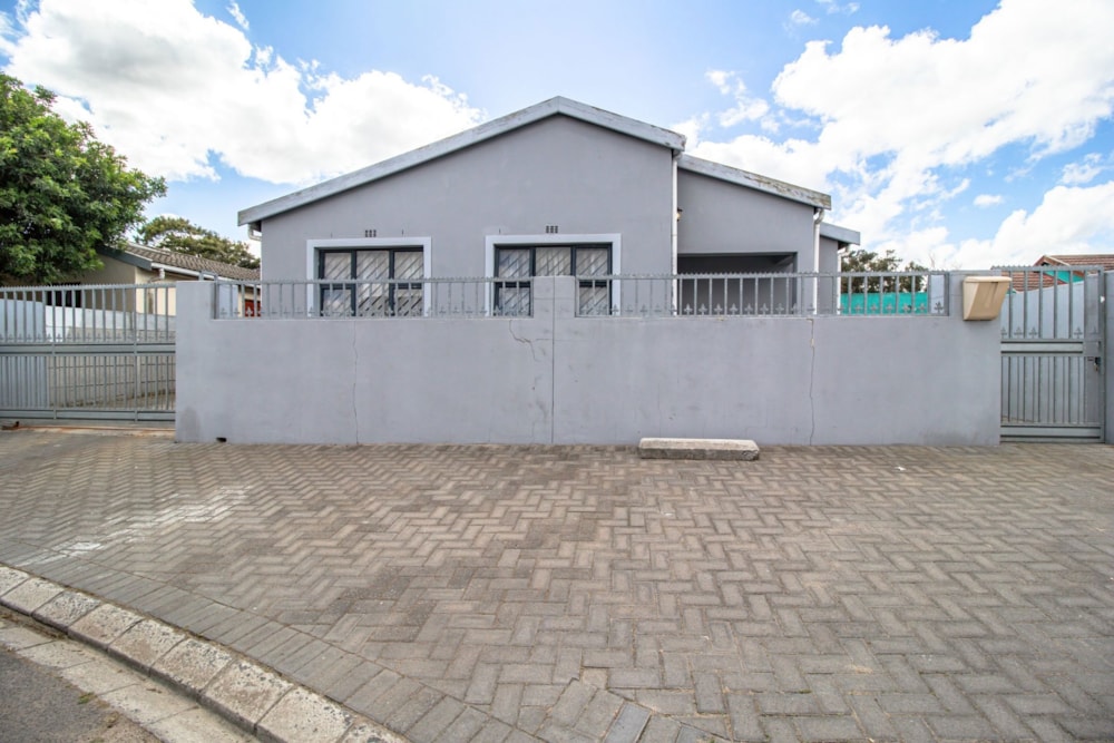 House for sale in Camelot, Blue Downs - 1KV1718013 House for sale in Camelot, Blue Downs - 1KV1718013