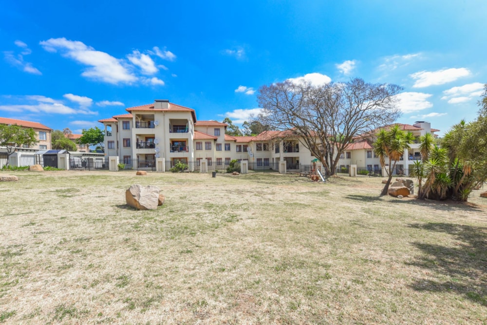 Residential vacant land for sale in Paulshof - FW1715784 Residential vacant land for sale in Paulshof - FW1715784