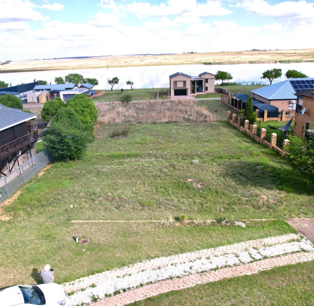 Vacant land for sale in Summer Place Estate - PRN1695739