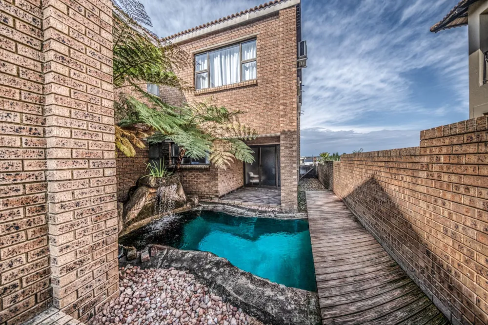 Double-storey house sold in Bankenveld  - 1WD1717809