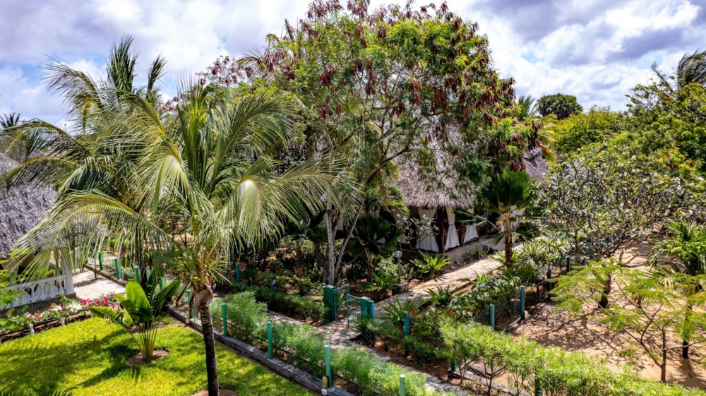 Beachfront villa for sale in Malindi, Kenya - 3KE1705723