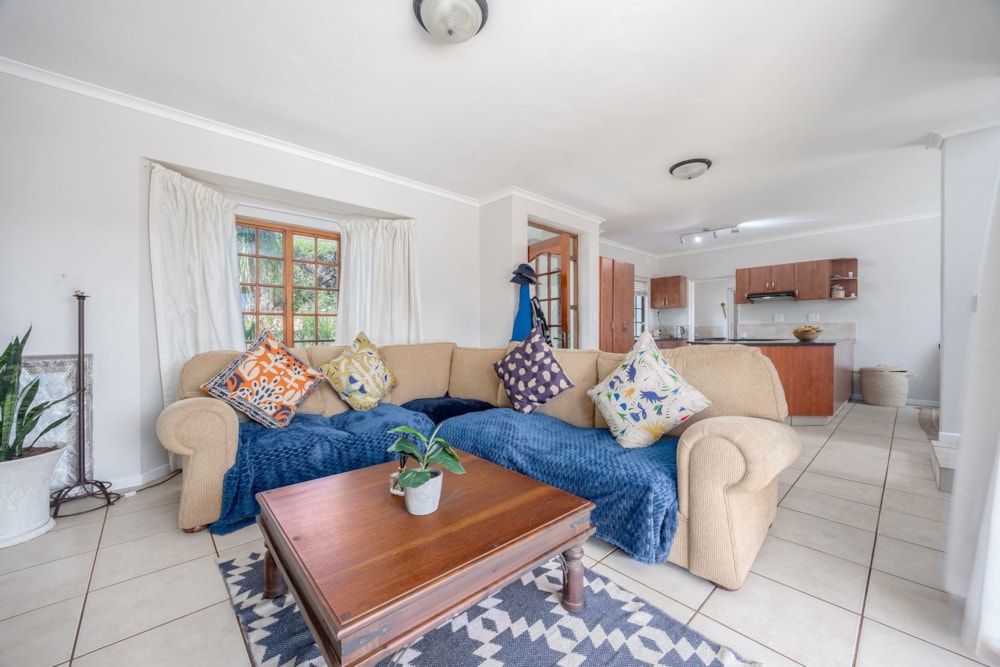 House for sale in Clifton Hill Estate - 1KF1703595