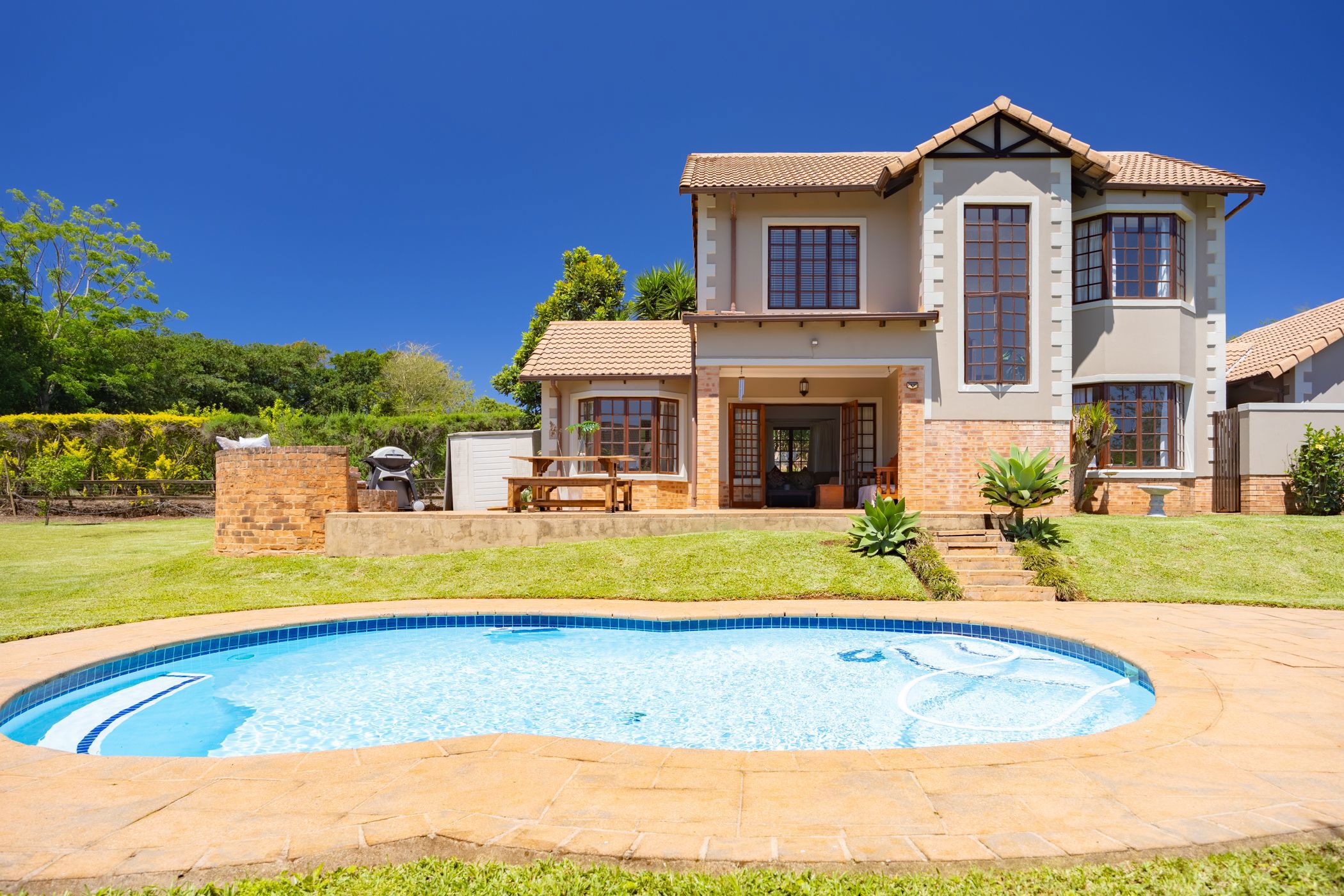 House for sale in Clifton Hill Estate - 1KF1703595