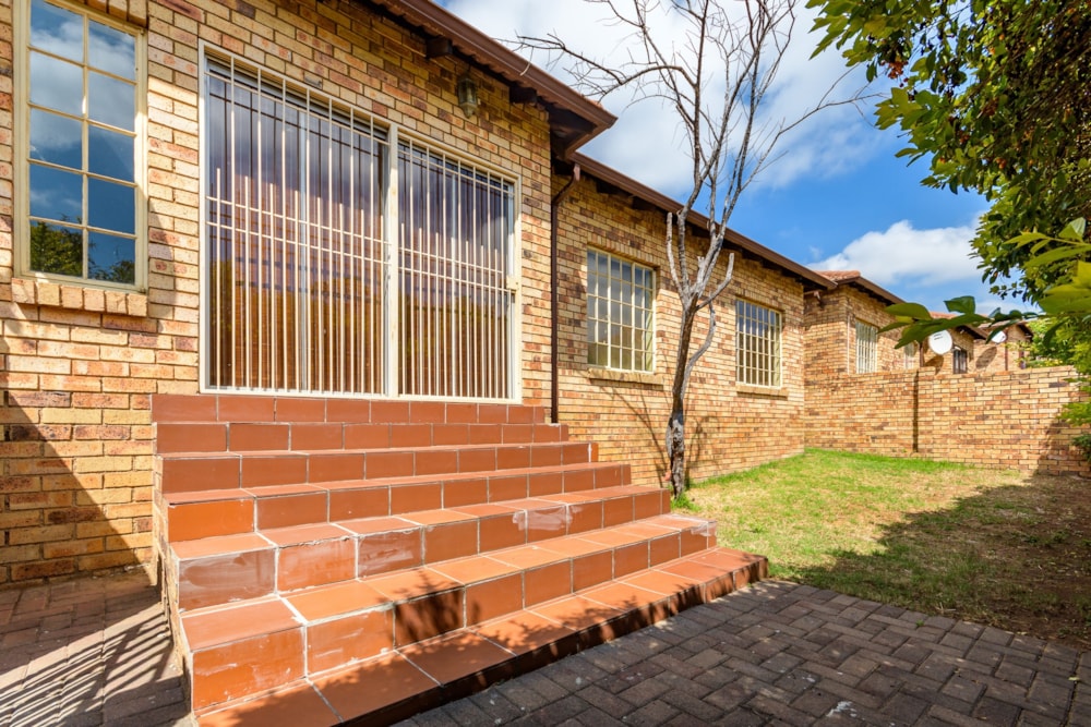 Townhouse for sale in Northgate, Randburg - RAN1704144 Townhouse for sale in Northgate, Randburg - RAN1704144