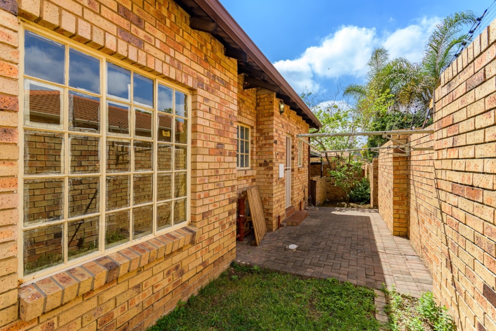 Townhouse for sale in Northgate, Randburg - RAN1704144 Townhouse for sale in Northgate, Randburg - RAN1704144