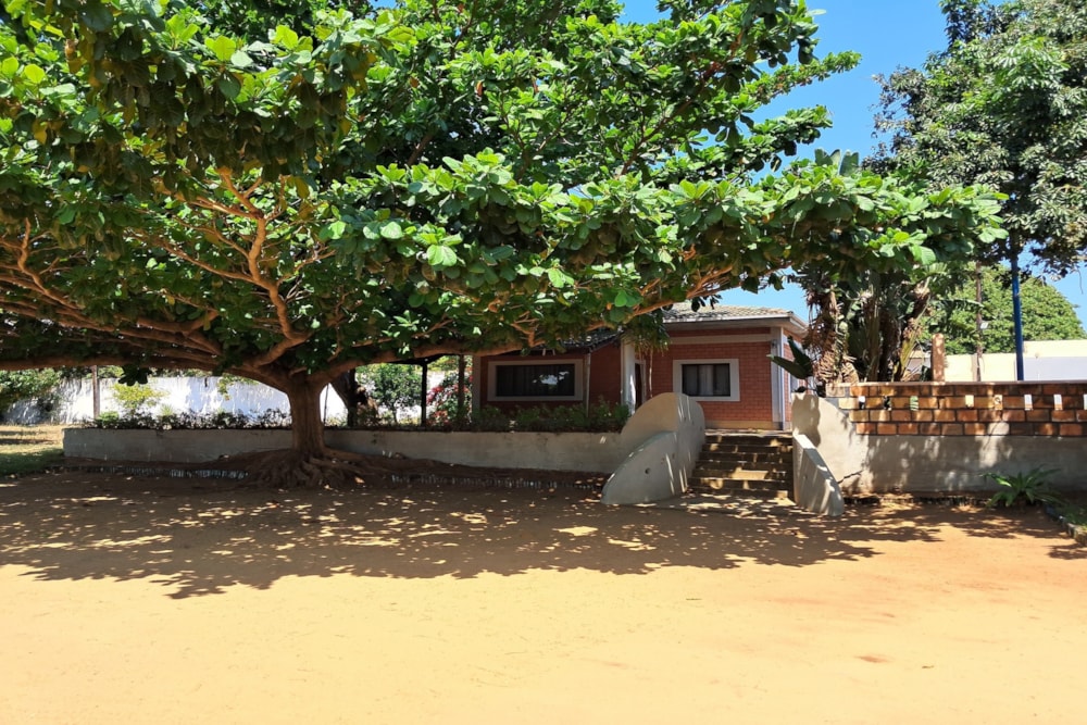 Bed & breakfast for sale in Chidenguele, Gaza, Mozambique - 3MQ1705111