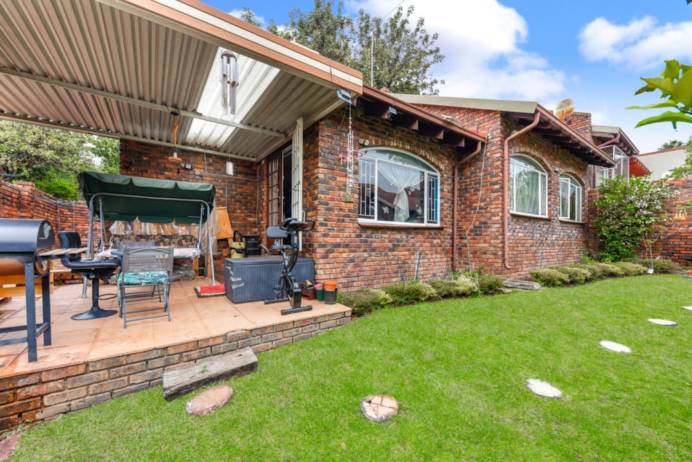 Townhouse for sale in Rivonia - HP1747399