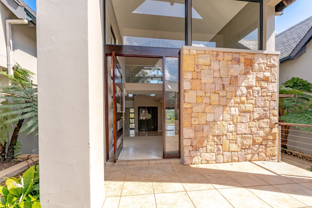 Golf estate house for sale in Cotswold Downs Estate - 1KF1718845 Golf estate house for sale in Cotswold Downs Estate - 1KF1718845