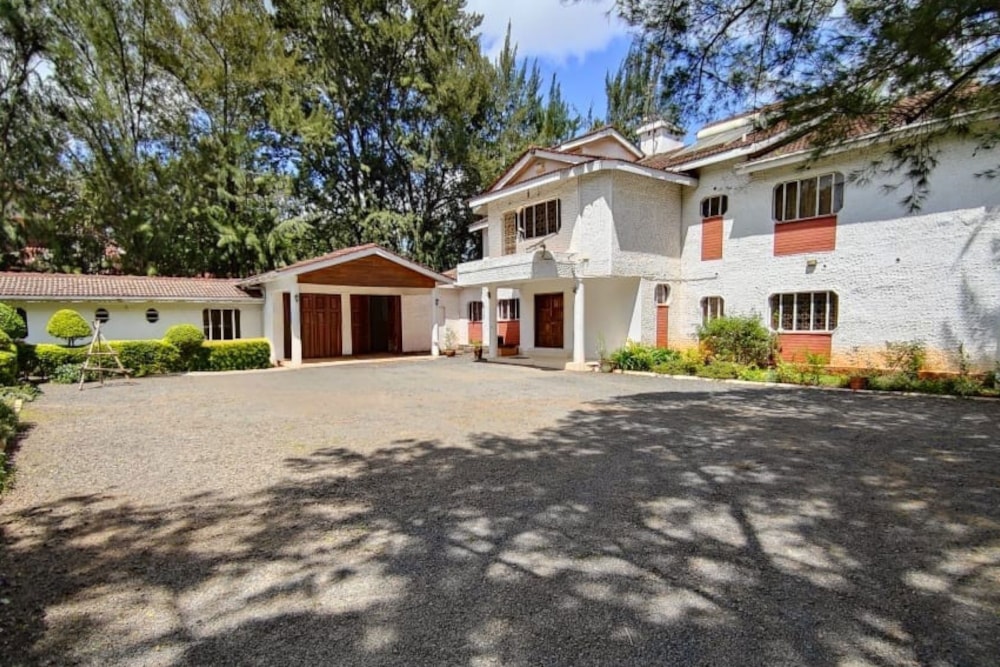 House for sale in Karen, Kenya - 3KE1719638