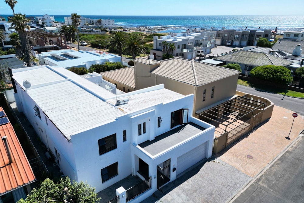 House for sale in Melkbosstrand - 1TV1717963