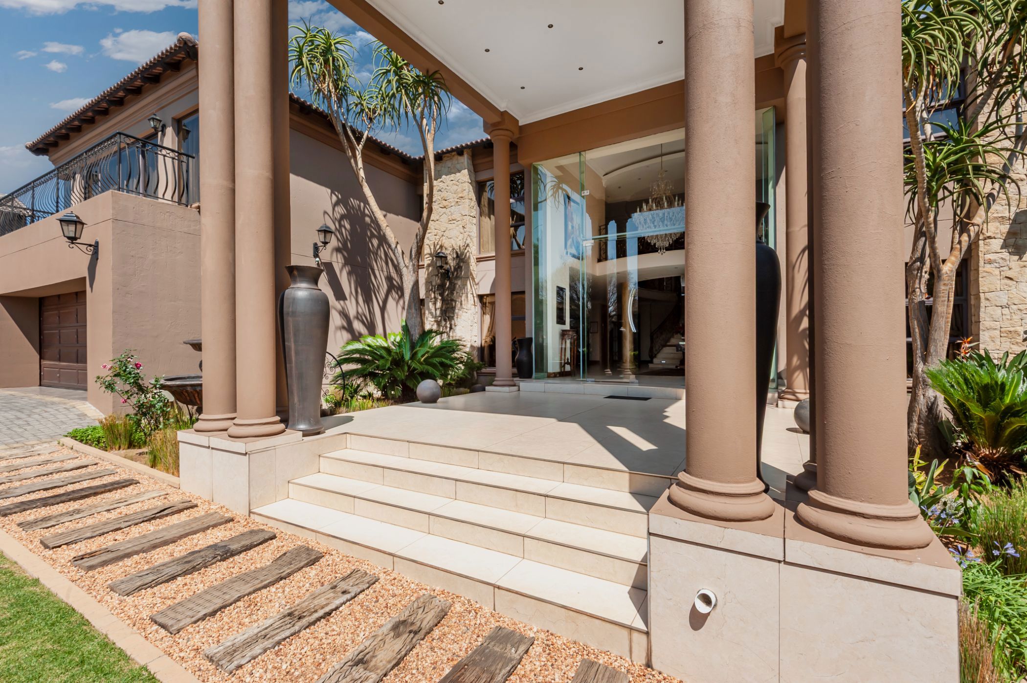 House for sale in Aspen Lakes - 1GV1719011