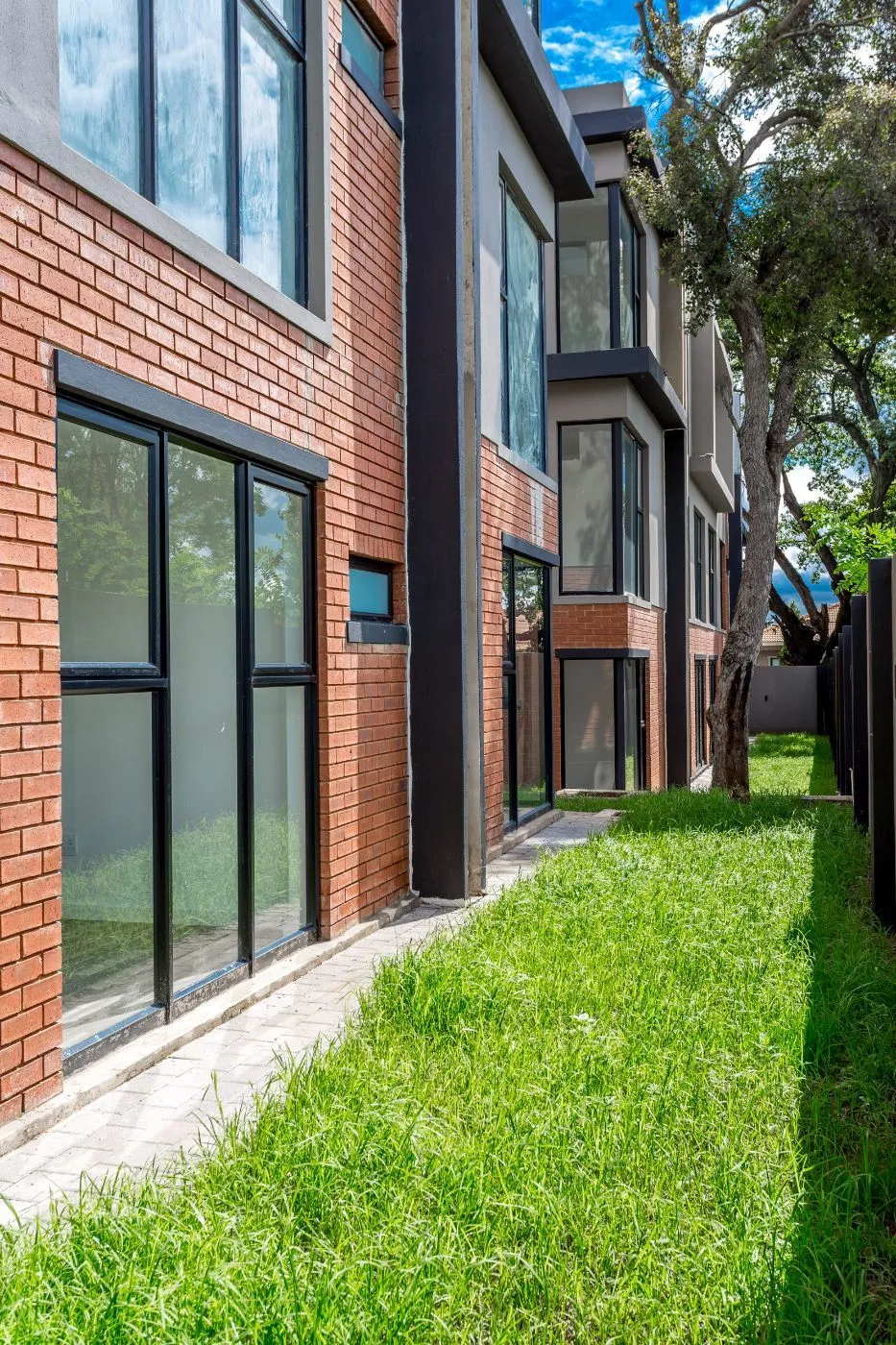 Apartment sold in Houghton Estate - HP1717117 Apartment sold in Houghton Estate - HP1717117