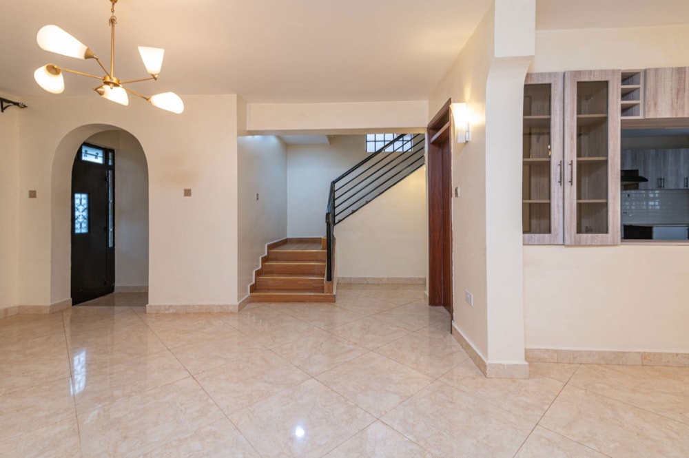 Townhouse for sale in Kiambu Road, Kenya - 3KE1710815 Townhouse for sale in Kiambu Road, Kenya - 3KE1710815