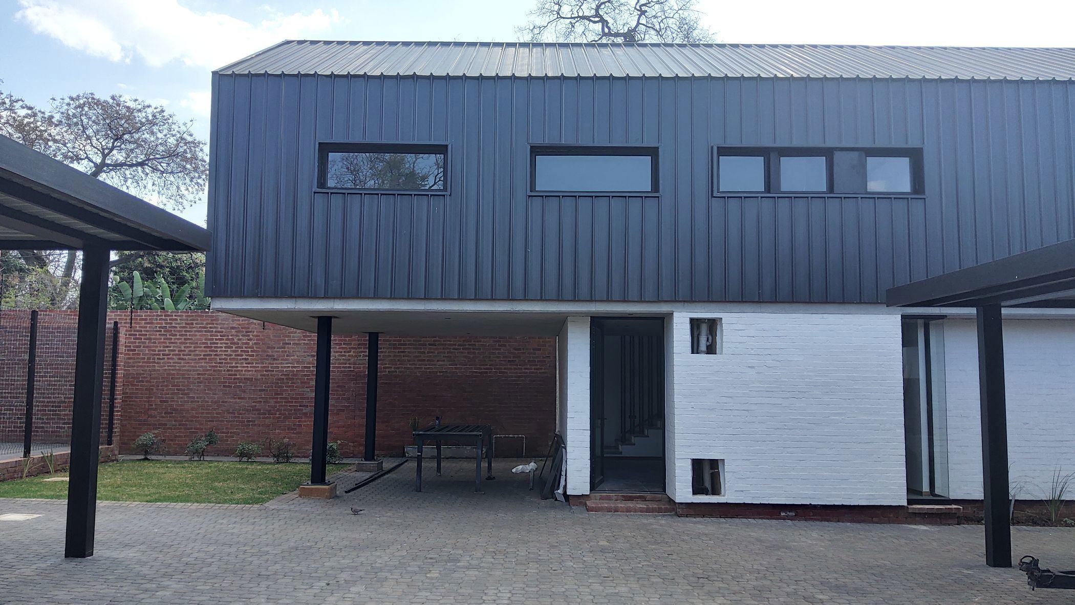 Cluster to rent in Brooklyn, Pretoria East - PTL1711774