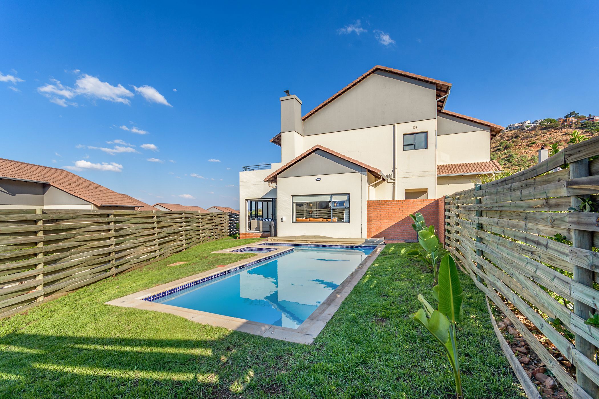Townhouse for sale in Amorosa - RAN1747127