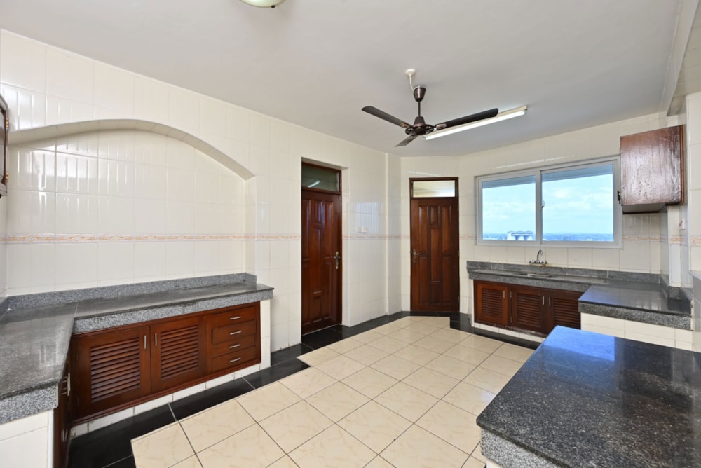 Apartment to rent in Kizingo, Kenya - 3KE1712980