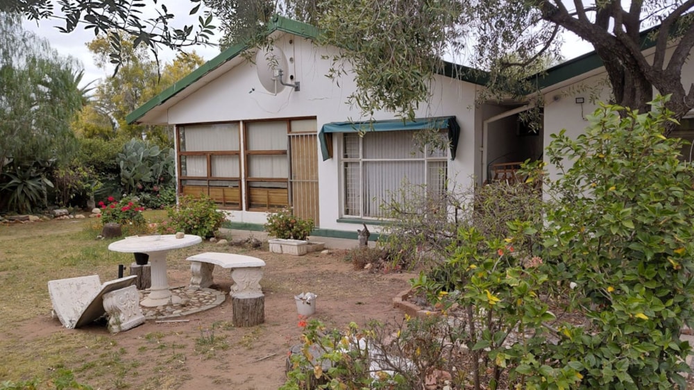 House sold in Wesbank, Oudtshoorn - 1OU1712258 House sold in Wesbank, Oudtshoorn - 1OU1712258