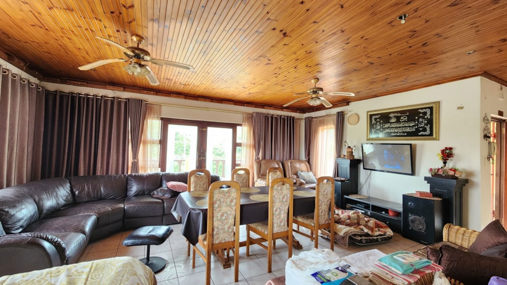 House for sale in Grosvenor, Port Shepstone - 1PSH1718905