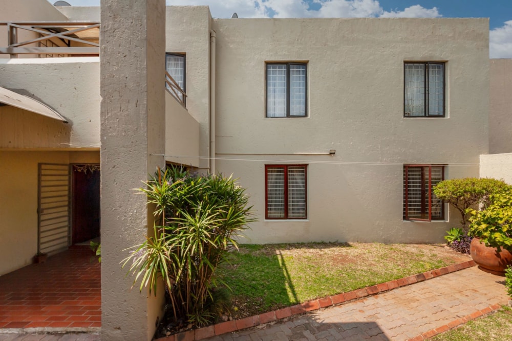 Townhouse for sale in Kew - BED1718022