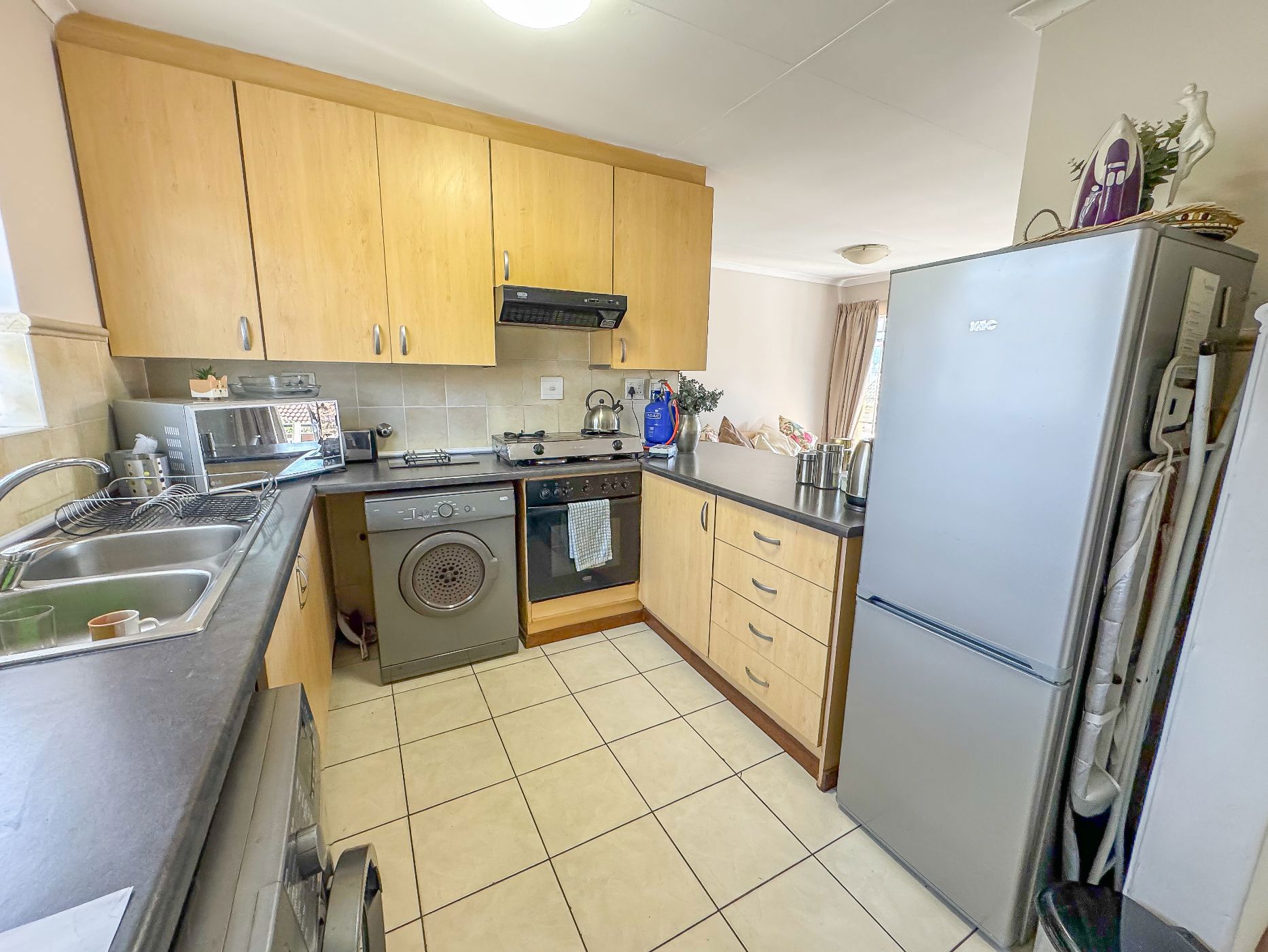 Apartment for sale in Brentwood Park, Benoni - EN1719365