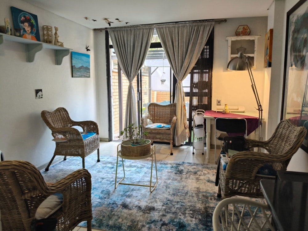 Apartment for sale in Lynnwood, Pretoria East - PT1714023 Apartment for sale in Lynnwood, Pretoria East - PT1714023