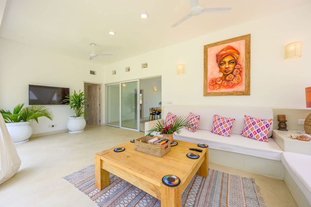 Beachfront villa for sale in Malindi, Kenya - 3KE1713984 Beachfront villa for sale in Malindi, Kenya - 3KE1713984