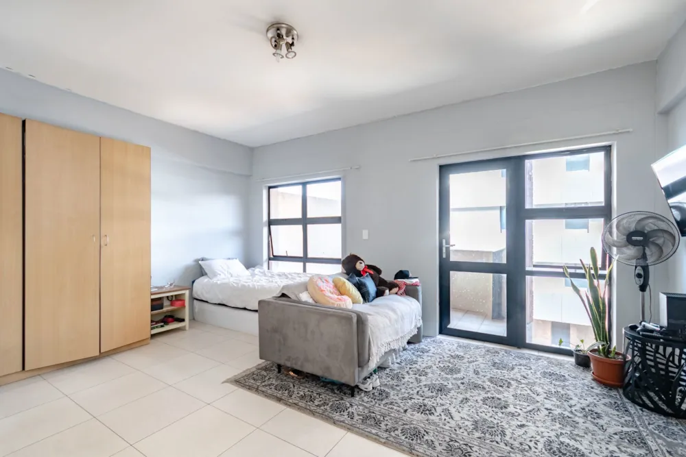 Bachelor apartment for sale in Braamfontein Werf - GRE1716757 Bachelor apartment for sale in Braamfontein Werf - GRE1716757