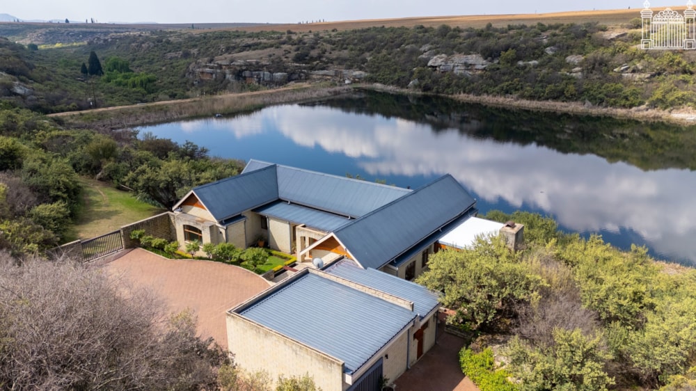 Equestrian farm for sale in Clarens - 1CS1715262