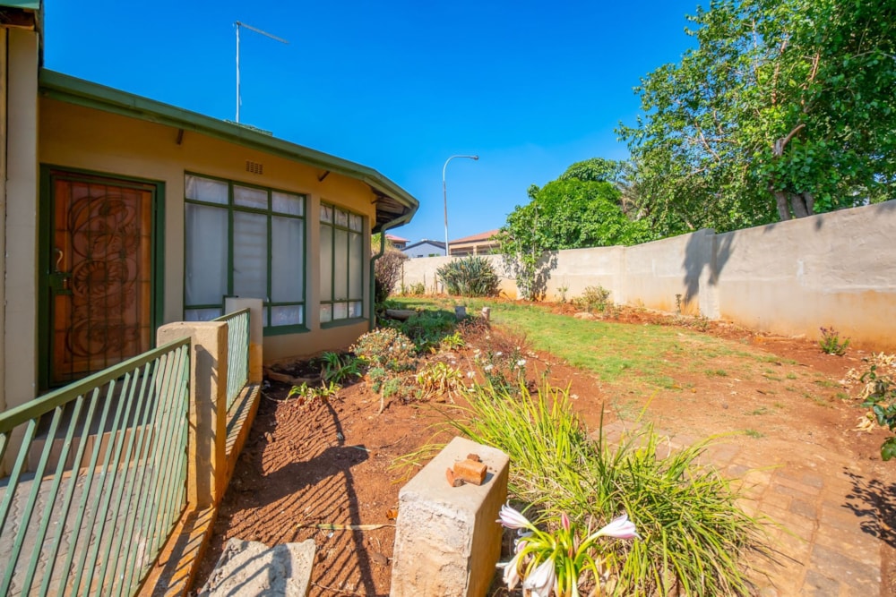 House for sale in Sophiatown - RAN1715243