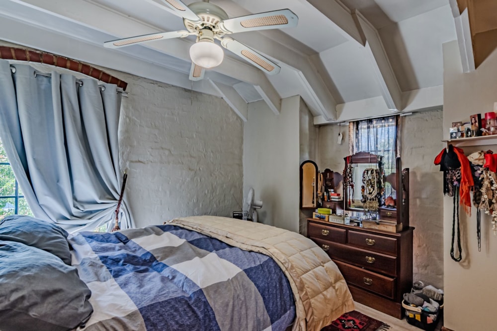 Double-storey house for sale in Zwartkop - CN1716297 Double-storey house for sale in Zwartkop - CN1716297