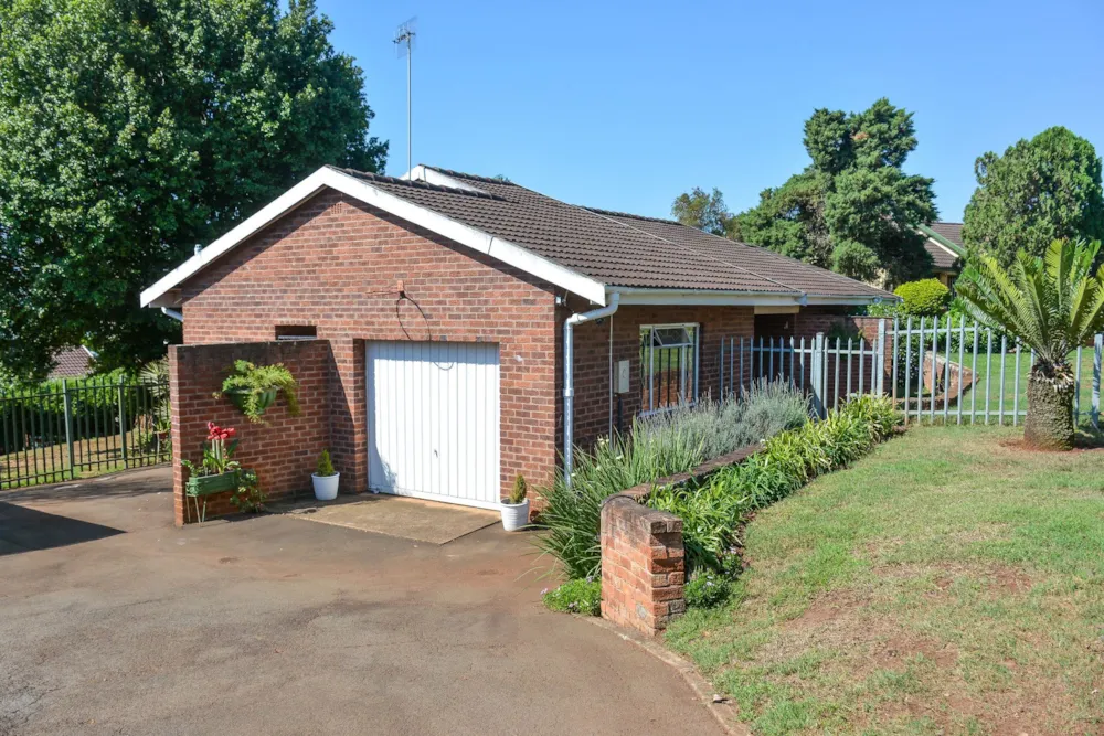 House sold in Lincoln Meade - 1PM1716026
