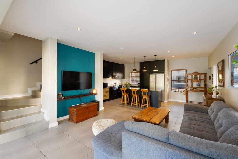 House for sale in Croydon Gardens Estate - SW1719297