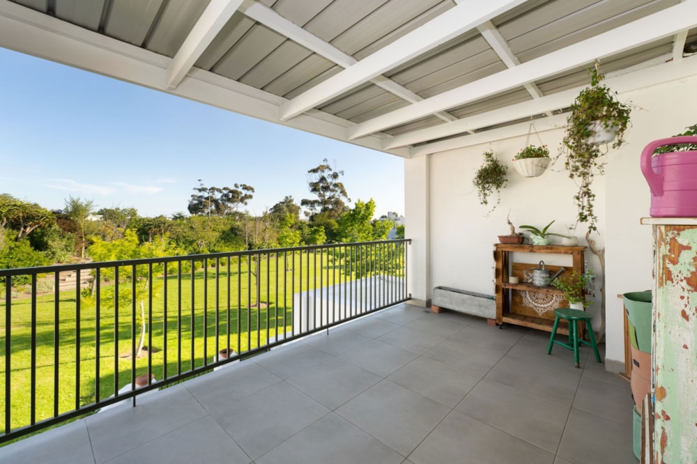 House for sale in Croydon Gardens Estate - SW1719297