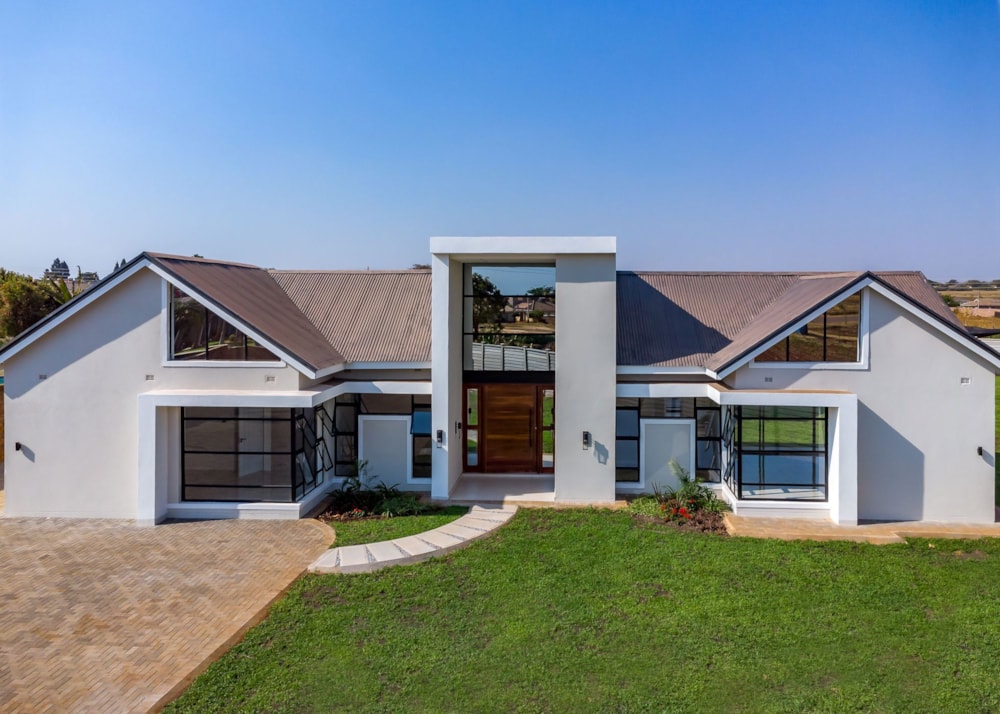 House for sale in Mt Pleasant Heights, Zimbabwe - 3ZB1717187 House for sale in Mt Pleasant Heights, Zimbabwe - 3ZB1717187