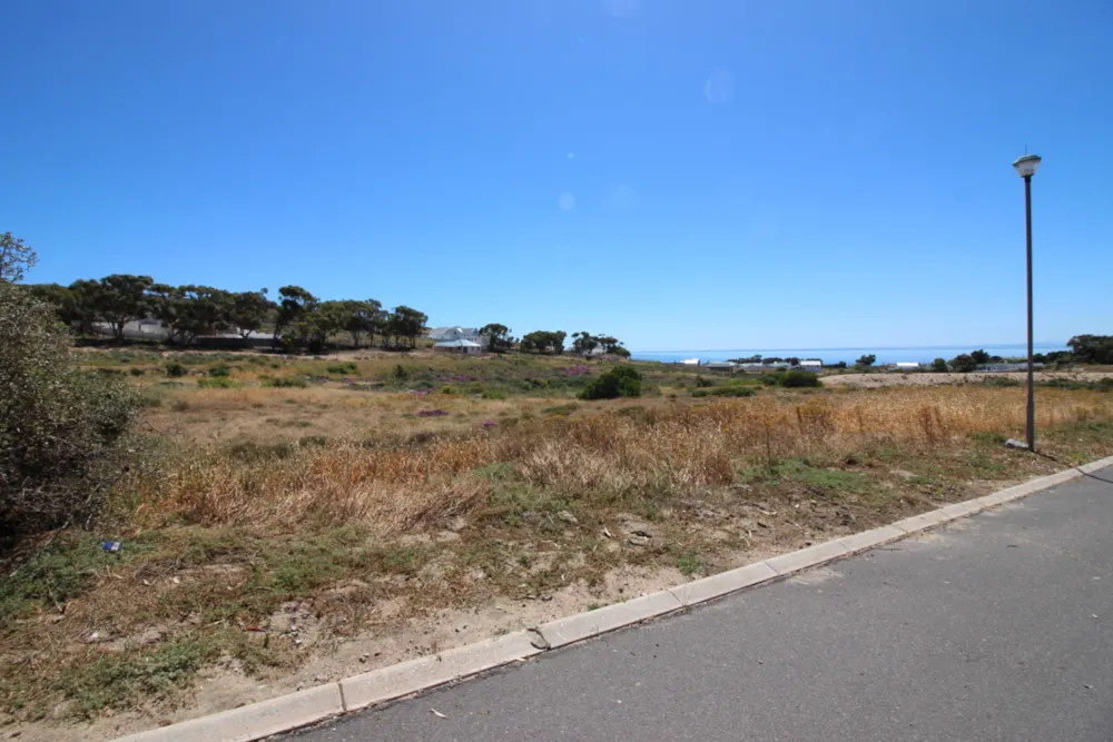 Vacant land sold in St Helena Views - LA1718094