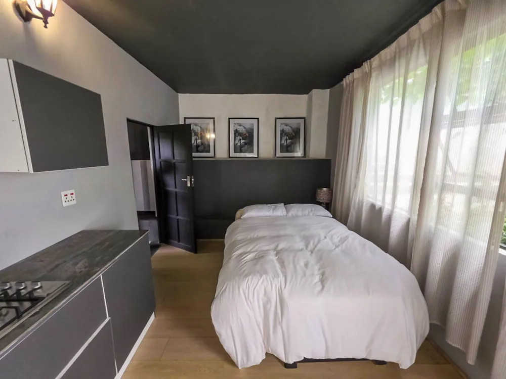 Security estate home let in Kosmos Ridge - 1HR1716258