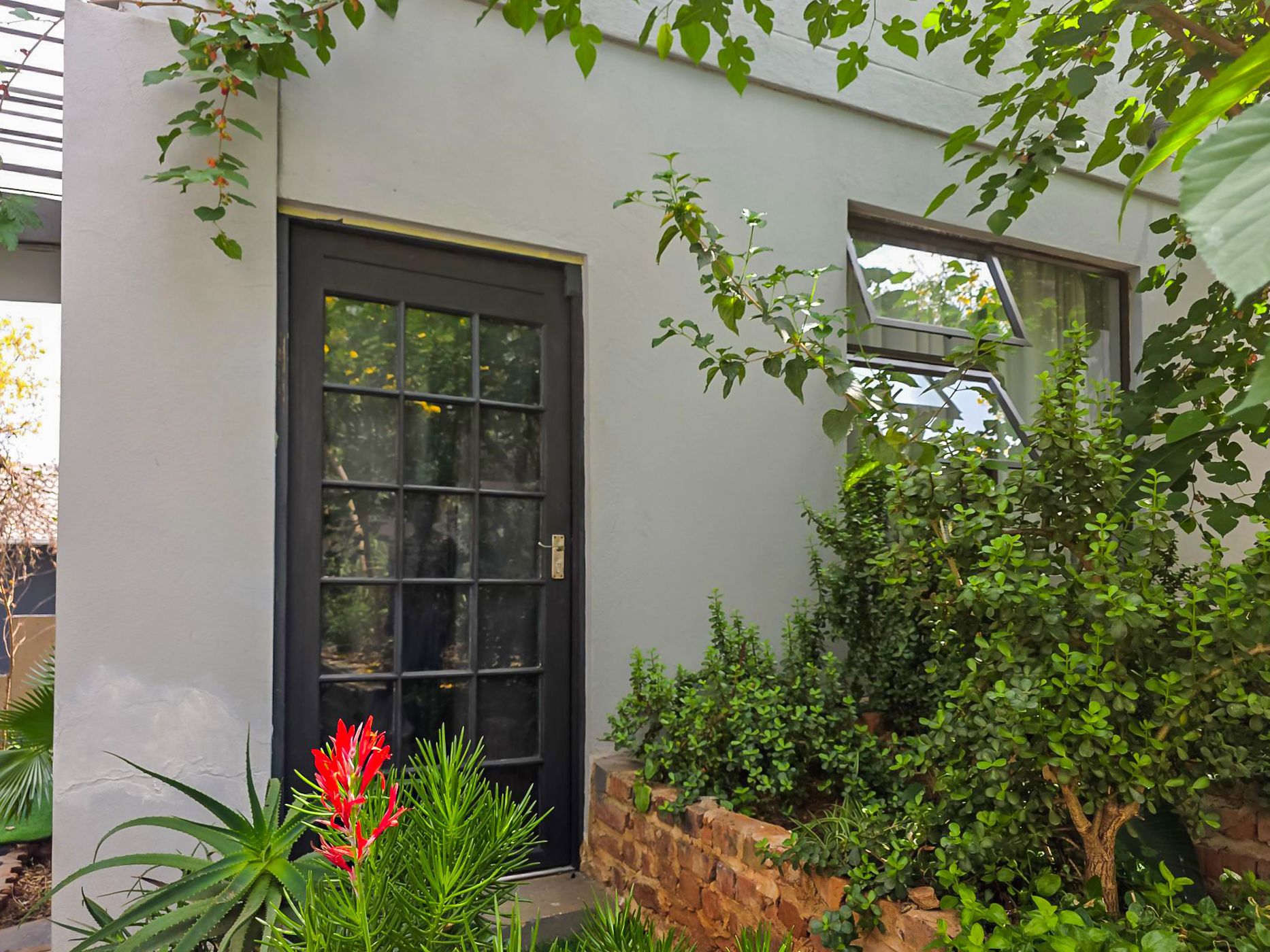 Security estate home to rent in Kosmos Ridge - 1HR1716258