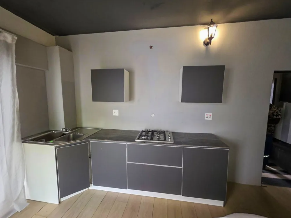 Security estate home let in Kosmos Ridge - 1HR1716258