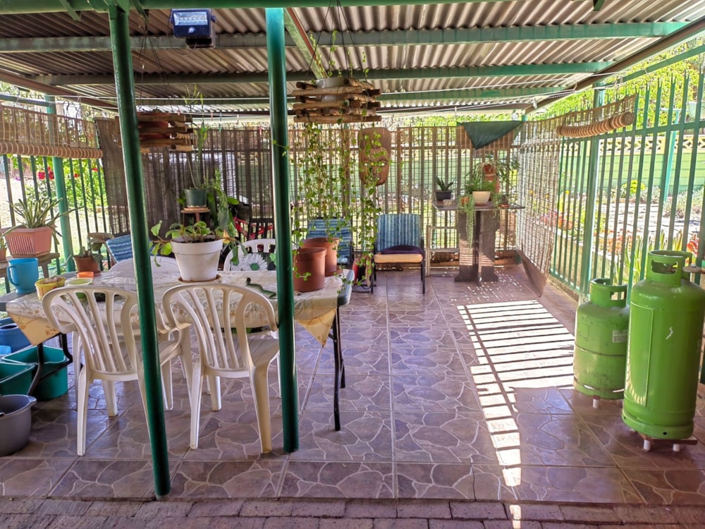 House for sale in Oudtshoorn North - 1OU1716097