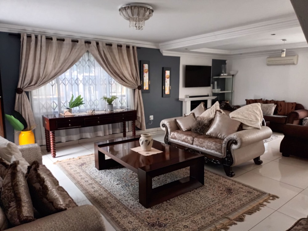 Double-storey house for sale in Doornpoort, Pretoria North - PTM1718776 Double-storey house for sale in Doornpoort, Pretoria North - PTM1718776