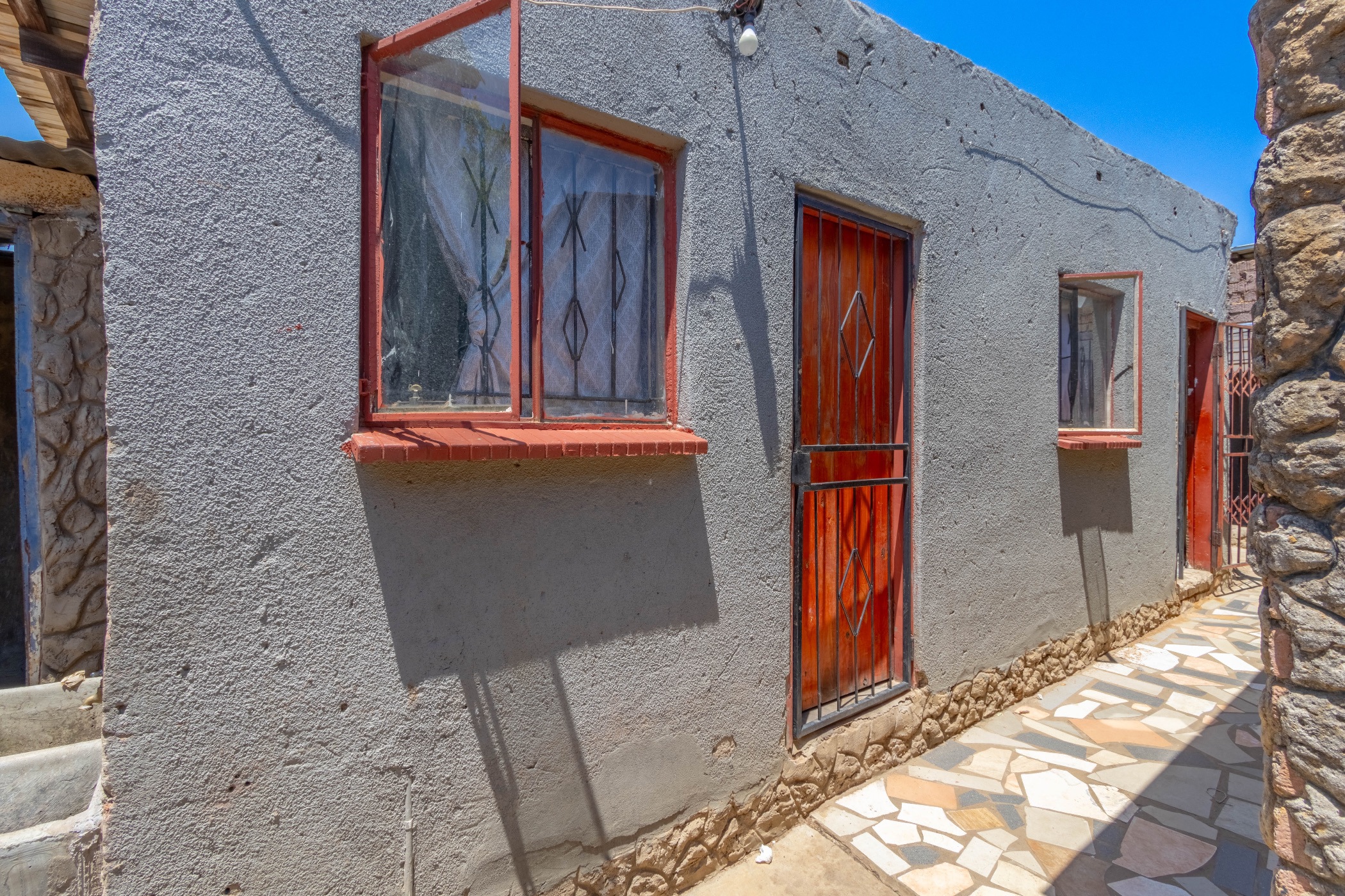 House for sale in Tembisa - KTP1718978